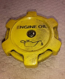 96-00 TOWN & COUNTRY/CARAVAN /VOYAGER 3.0L ENGINE OIL CAP - Bild 1 von 2