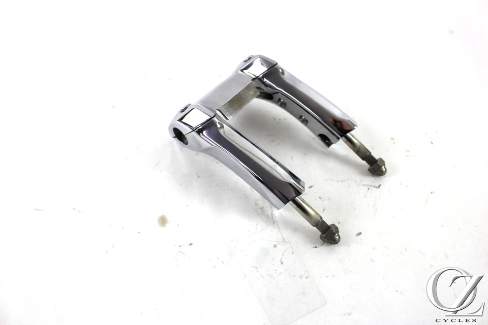 12 Yamaha Raider XV1900 SCL 2012 manillar elevadores abrazadera Foto 1 de 4