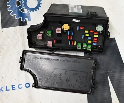 2010 Jeep Patriot Engine Bay Fuse Box TIPM P04692333 P04692333AC Fuse Panel - Image 1 of 4