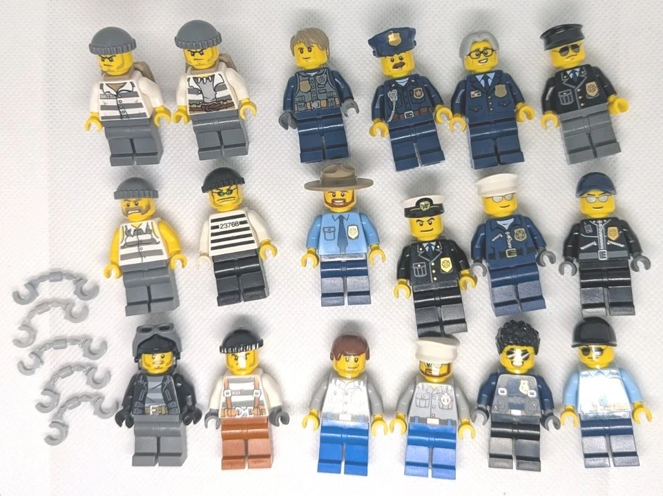 LEGO CITY Police & Criminal 18 Minifigures Lot of 18 Cops & Robbers - Image 1 of 4