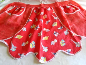 VINTAGE FRENCH SOUVENIR HALF APRON WITH FIGURES OF FRANCE - Picture 1 of 5