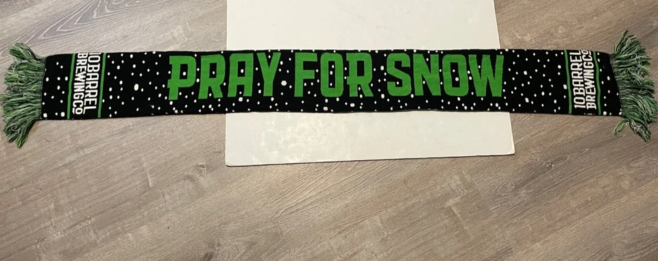 10 Barrel Brewing Orar por la Nieve Bufanda 63" Bufandas Invierno Cerveza Brew Verde Negro Foto 1 de 4