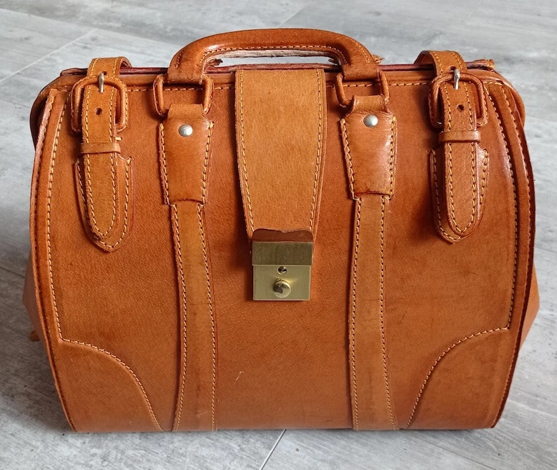 Sac à main vintage cuir marron naturel petit bagage à main vintage style médecin - Photo 1/4