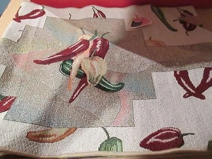 EL PASO ~ SOUTHWEST TAPESTRY TABLE RUNNER ~ MADE IN THE USA  - Picture 1 of 4