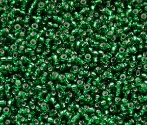 Miyuki Seed Beads Size 11 10 Grams Silver Lined Green 11-16 - Picture 1 of 1