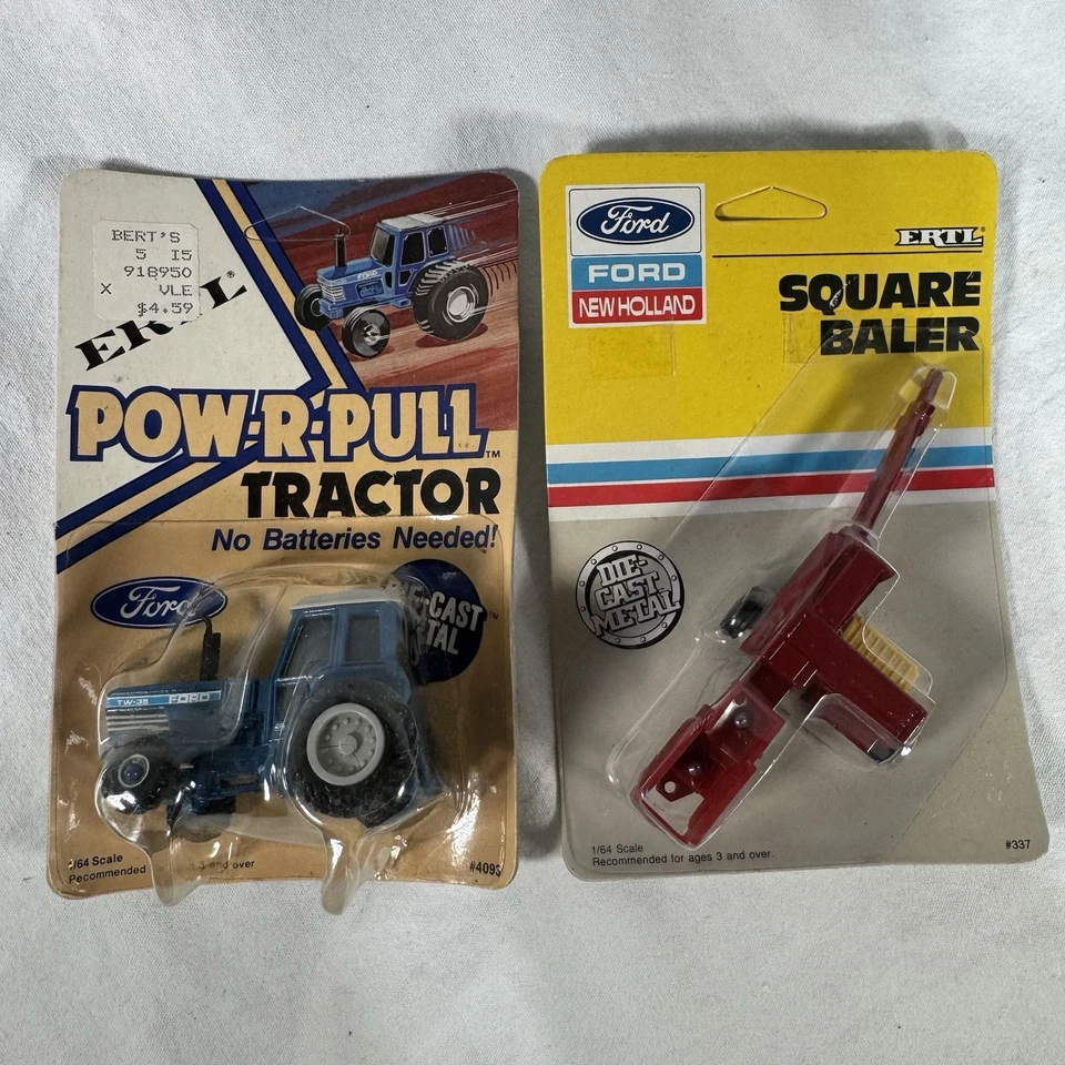 Vintage 1991 Ertl Ford Holland Hayliner Square Baler W17