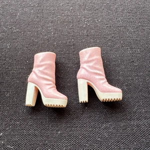 BARBIE DOLL 1990s CLASSIC FOOT FASHION GO GOGO PLATFORM ankle HEEL BOOTS PEARL - Picture 1 of 2