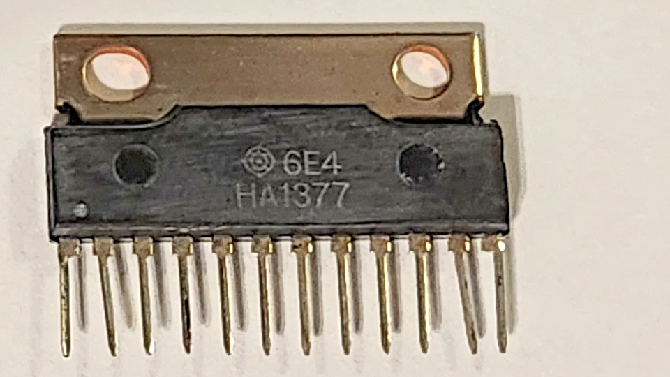 HITACHI IC HA1377 SIP-12 = ECG1398 USADO EM VÁRIAS APLICAÇÕES - Imagem 1 de 1