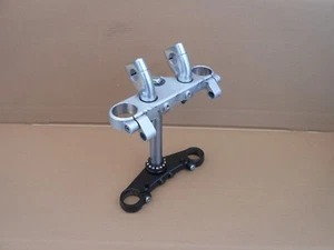 2006 YAMAHA MT03 MT-03 – TOP & BOTTOM YOKES - Picture 1 of 11