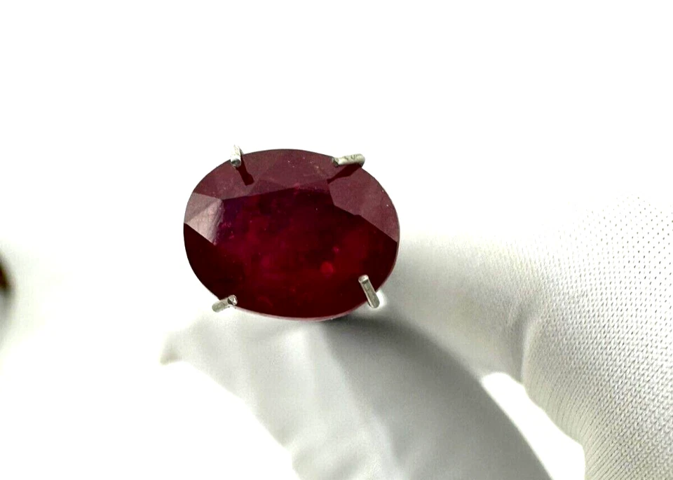 Lab Created Ruby Oval Loose Faceted Gemstone , Pigeon Blood Ruby Gemstone - Image 1 of 4
