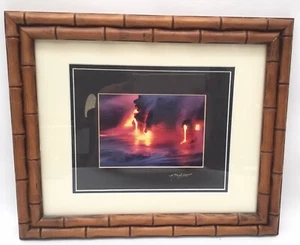 Fotografía enmarcada firmada por G Brad Lewis Lava Flow volcán de Hawai - Imagen 1 de 4