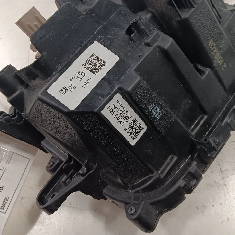 Lámpara de luz de señal de giro derecha para pasajero para Mitsubishi Outlander Sport 20-23 Foto 1 de 4