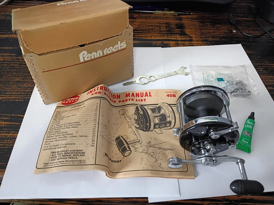 CARRETE DE PESCA PENN SURFMASTER 100 VINTAGE CON CAJA Y CATÁLOGO 40B   Foto 1 de 4