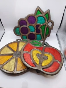 Enessco Bunch Of Grapes, Orange, & Apple Metal Trivet Faux Stained Glass Vintage - Picture 1 of 7