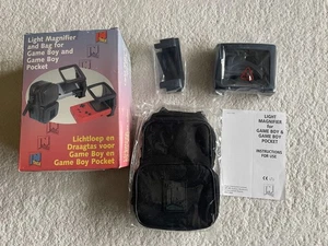 Nintendo Game Boy Hülle und Lupe Originalverpackt New Old Stock - Bild 1 von 17