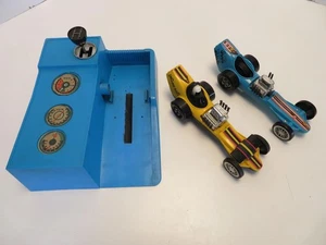 1972 Hasbro Stick Shifters Yell Tail Drag Racer + Extra Car - Picture 1 of 10