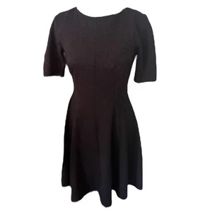 Nuevo con etiquetas Vestido negro estilo Londres manga corta calce y acampanado para mujer talla 8 - Imagen 1 de 9