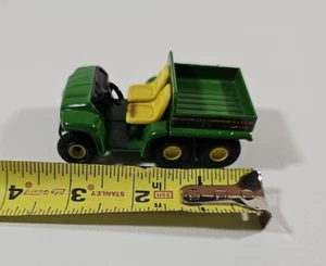 Veicolo utilitario 1/32 Ertl John Deere 6x4 Gator 2209Q - Foto 1 di 8
