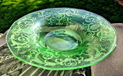 Fostoria Green # 2375 Versailles 12" 3-Toed Footed Bowl - Image 1 of 4