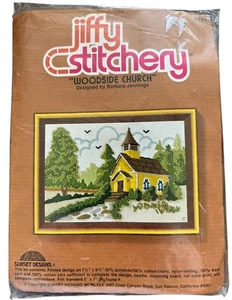 Jiffy Stitchery Sunset Designs Kit de punto de cruz de colección Iglesia junto al bosque NUEVO - Imagen 1 de 6