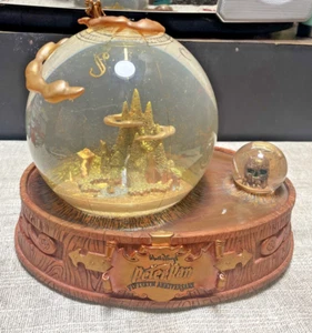 Disney's Peter Pan 50th Anniversary Musical Illumina Globo di Neve Snowglobe - Foto 1 di 14