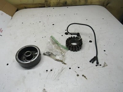 Estator e imán Honda Sabre V45 VF700S 700 1985 84 85 Foto 1 de 4