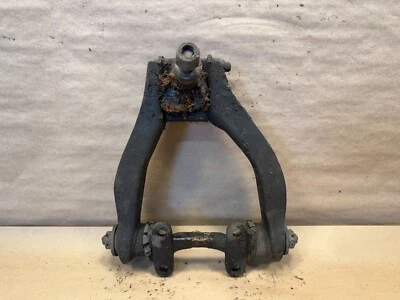 Conjunto de brazo de control superior delantero derecho Triumph TR6 OEM IL06707 Foto 1 de 4