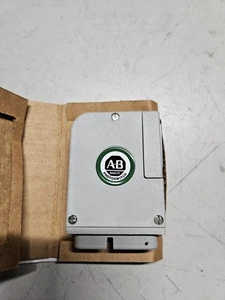 AB 42MRU-5000 - Picture 1 of 2