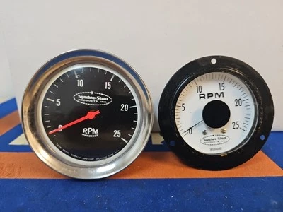 2 SYNCHRO-START   ELECTRONIC TACHOMETER RPM  - Image 1 of 4
