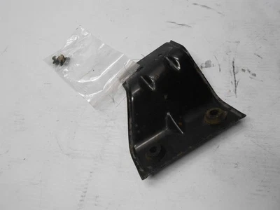 Soporte de admisión de aire Ford Ranger 1996 con pernos Foto 1 de 4