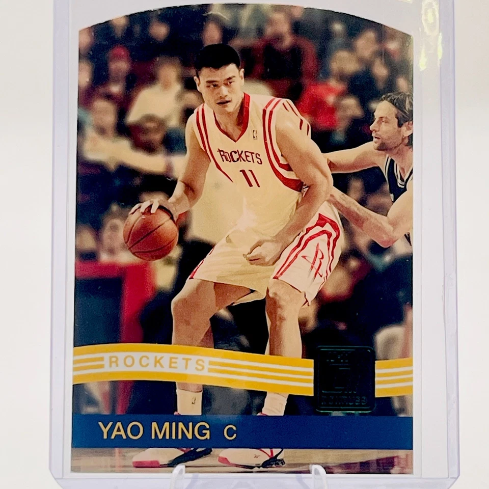 Yao Ming 2010-11 Panini Donruss #83 Green Die-cut Houston Rockets - Image 1 of 1