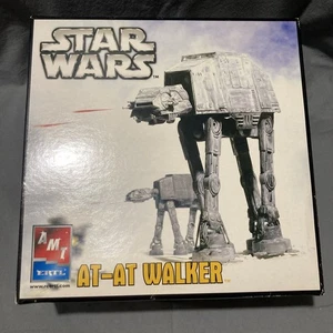2005 STAR WARS AT-AT Walker Model Kit AMT ERTL Plus Collectible Print Sealed Bag - Picture 1 of 5