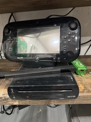 Nintendo Wii U Deluxe 32GB Console w/Original Box no games with green control - Image 1 of 4