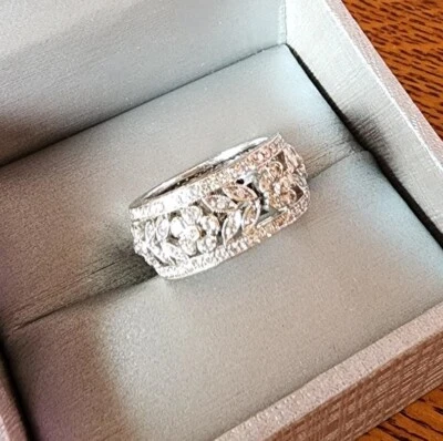 Кольцо из 18-каратного белого золота с бриллиантом, 1,42 карата, цвет G-H, чистота VS1. Стоимость $6,6K - Изображение 1 из 4