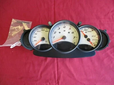 PIEZA DE CUADRO DE INSTRUMENTOS USADO PORSCHE 986 BOXSTER 2000 # 986.641.980.48.70C  Foto 1 de 4