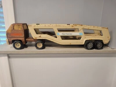 ANTIQUE TONKA PRESSED METAL CAR HAULER. GREAT FOR RESTORATION OR CUSTOMIZATION!! - Image 1 of 4