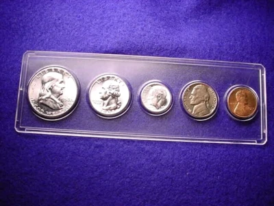 1958 PHILADELPHIA 5 COIN MINT SET ALL GREAT BU COINS 90% SILVER!!    #38 - Image 1 of 4
