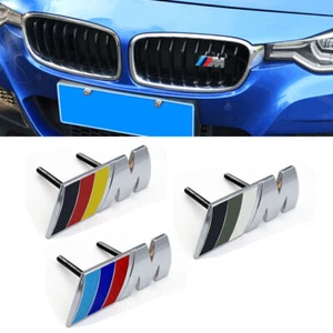 M Logo Metall Emblem Kühlergrill-Abzeichen Für BMW Vorne Chrom Rot Schwarz Blau - Bild 1 von 2