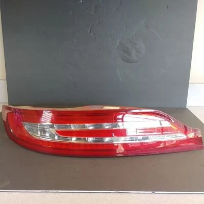 2015-19 Lincoln MKC OEM Driver Tail Light Upper Liftgate Mounted  - Изображение 1 из 4