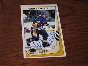 GINO CAVALLINI HANDSIGNIERTER 1989-90 PANINI HOCKEYSCHLÄGER - Bild 1 von 1