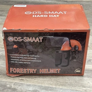 DS-Smaat Schutzhelm Netzvisier Gehörschutz Forstwirtschaft mit klarem Visier - Neu - Bild 1 von 6