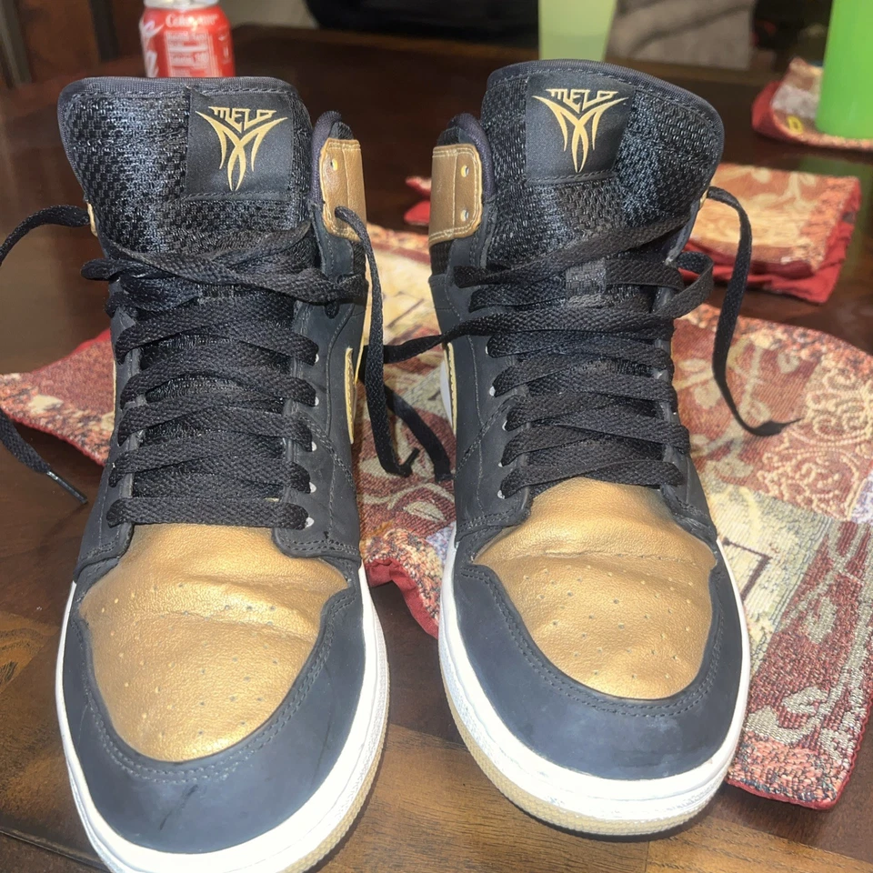 Talla 10 - Air Jordan 1 Retro Alto Melo - Ligeramente Usado, Sin Caja Foto 1 de 4