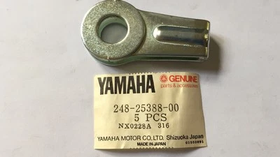 YAMAHA YZ125 YZ80 TA125 RD125 DT175 DT100 1975 1976 1977 1980 Chain Puller N.O.S - Image 1 of 2