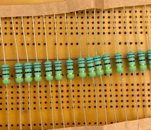 47 68 Ohm 5% 1W Wirewound Anti Surge Resistor TE Conn EP1WS M-Qty - Picture 1 of 6