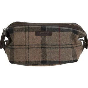 BARBOUR Tartan Washbag Shaving Kit - Winter Tartan - Picture 1 of 2