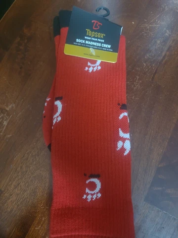 NCAA University of Cincinnati Bearcats Crew Socks Topsox brand Cover