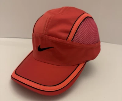 Gorra Nike Tailwind 5 paneles rosa calce seco correr trotar gorra ajustable con correa Foto 1 de 4