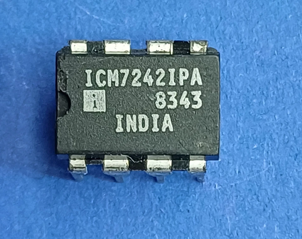 ICL7242  INTERSIL - Image 1 of 1