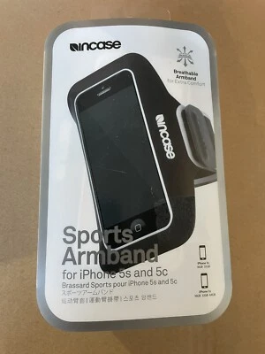 Incase Sports Armband for iPhone 5 - Black - Image 1 of 2