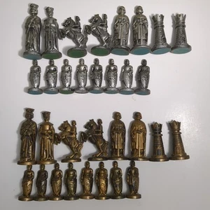 Roxy Chess Set Vintage 1970s Medieval Style - Picture 1 of 11